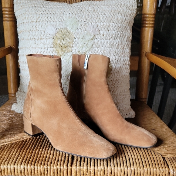 Aguatalia, tan suede ankle boots, size 10M - Picture 1 of 16